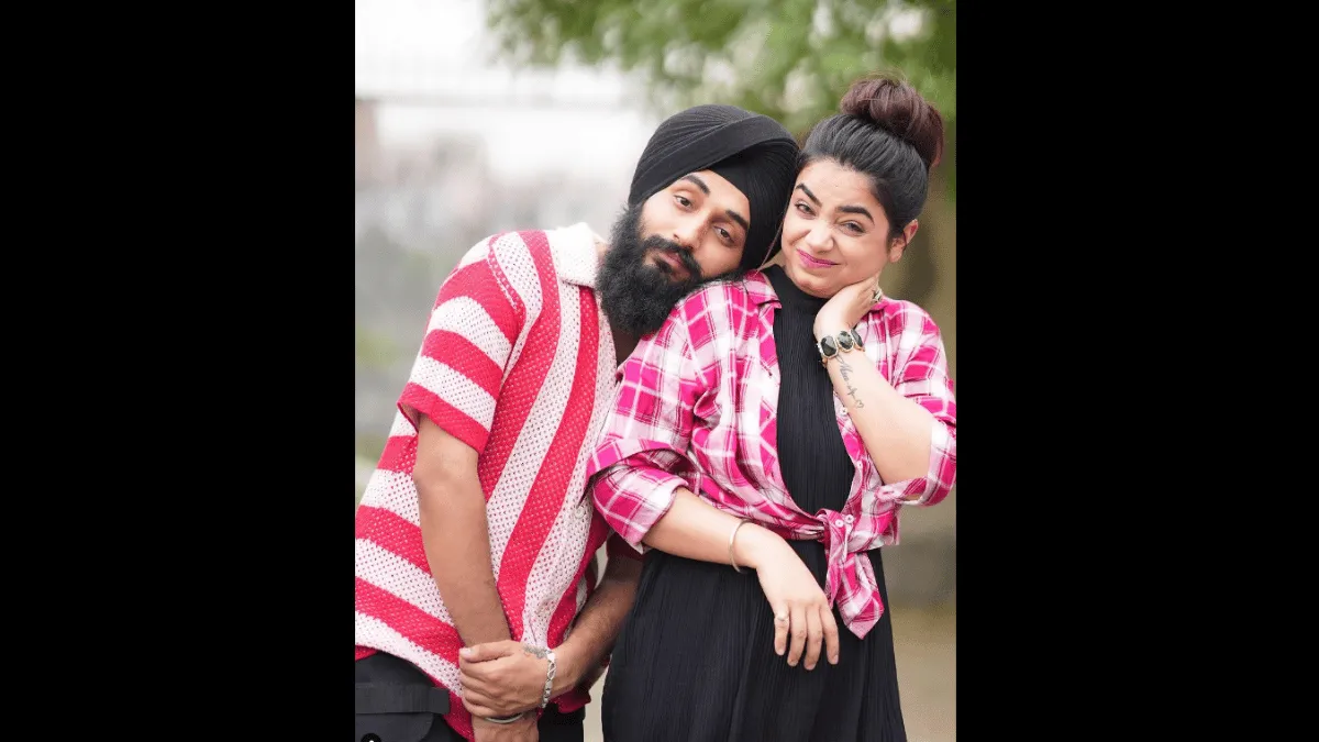 kulhad-pizza-couple-new-viral-video-after-mms-leak-video-sehaj-arora-and-wife-gurpreet-kaur-grab-attention-for-dance-on-vicky-kaushals-husn-tera-tauba-tauba